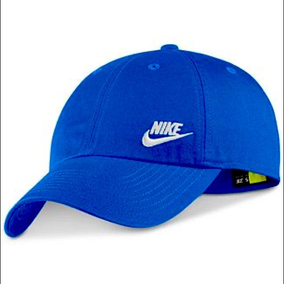 Nike Women’s Sportswear Heritage86 Hat